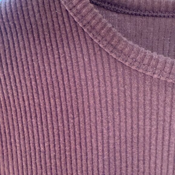 Old navy Brown Fitted Long Sleeve Tee Small - Picture 3 of 5